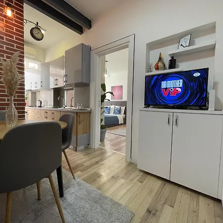 Myslym Shyri's Hotel apartamentowy 3*