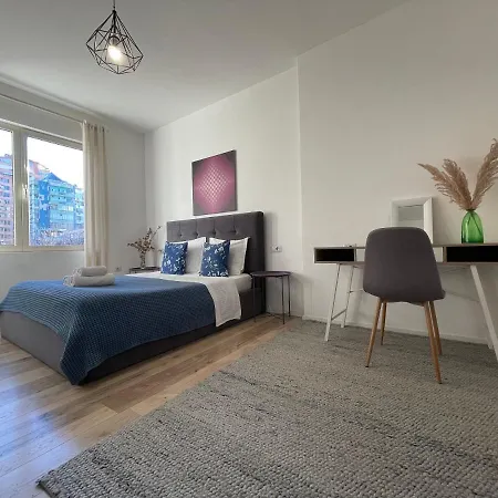 Myslym Shyri's Appart hôtel 3*