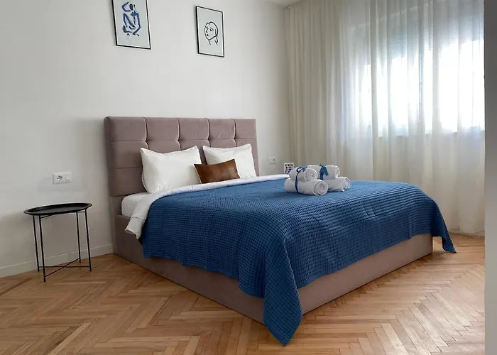 Myslym Shyri's 3* 地拉那