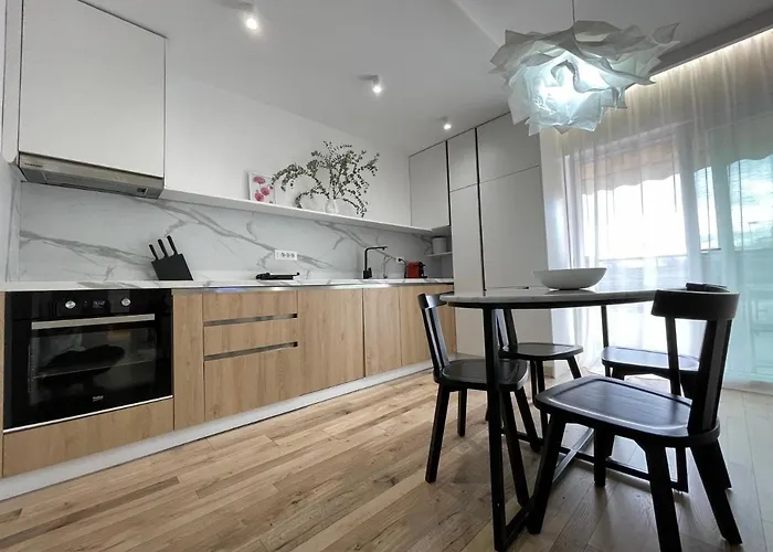 Hotel apartamentowy Myslym Shyri's Tirana