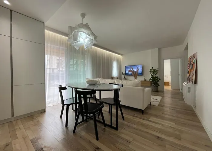 Myslym Shyri's 地拉那